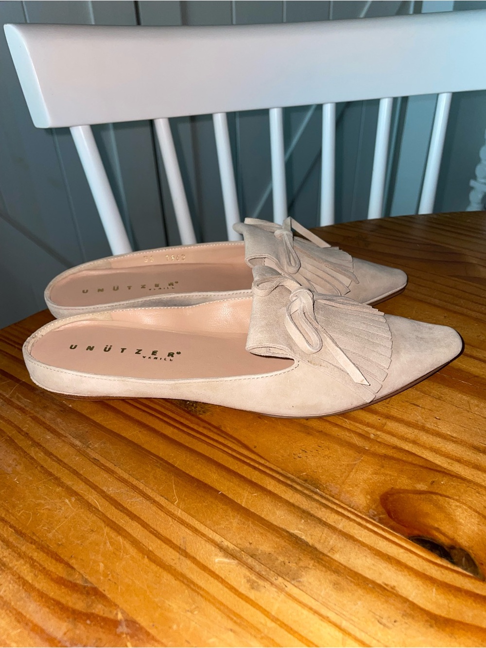 unUtzer Venice Fringe Loafer Mule Suede Soft Ivory Womans SZ EU 36/US 5.5/6 NWOB
